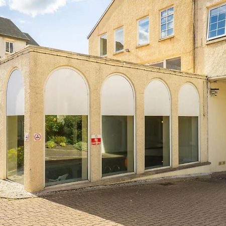 Central Bright 3 Bed Flat With Pool & Parking EDI Exteriér fotografie